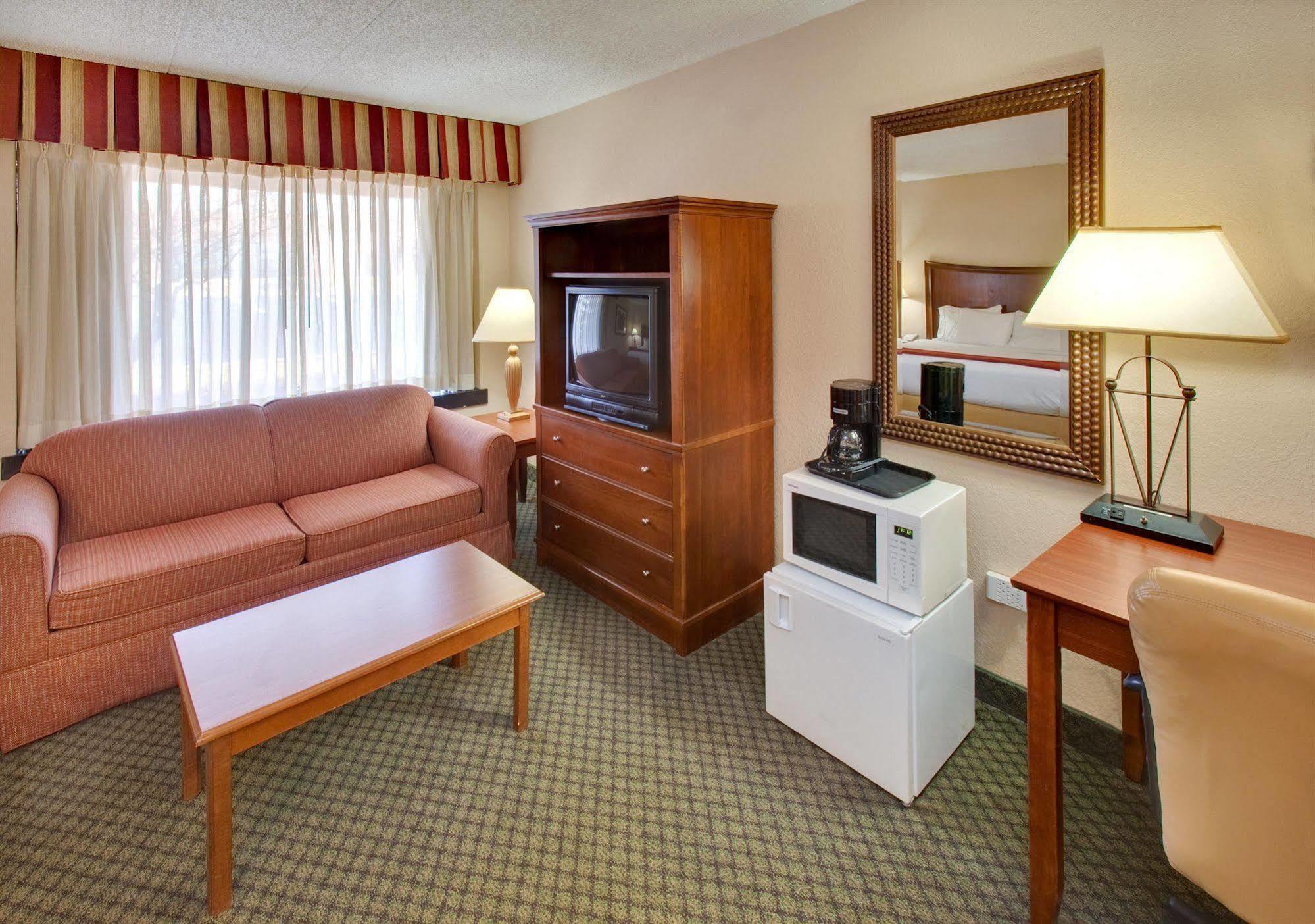 Holiday Inn Express Chicago-Downers Grove By Ihg Zimmer foto